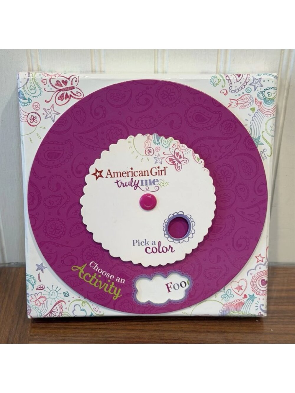 American Girl‎ Truly Me Activity Board Book: Be the Friend You Want to Have